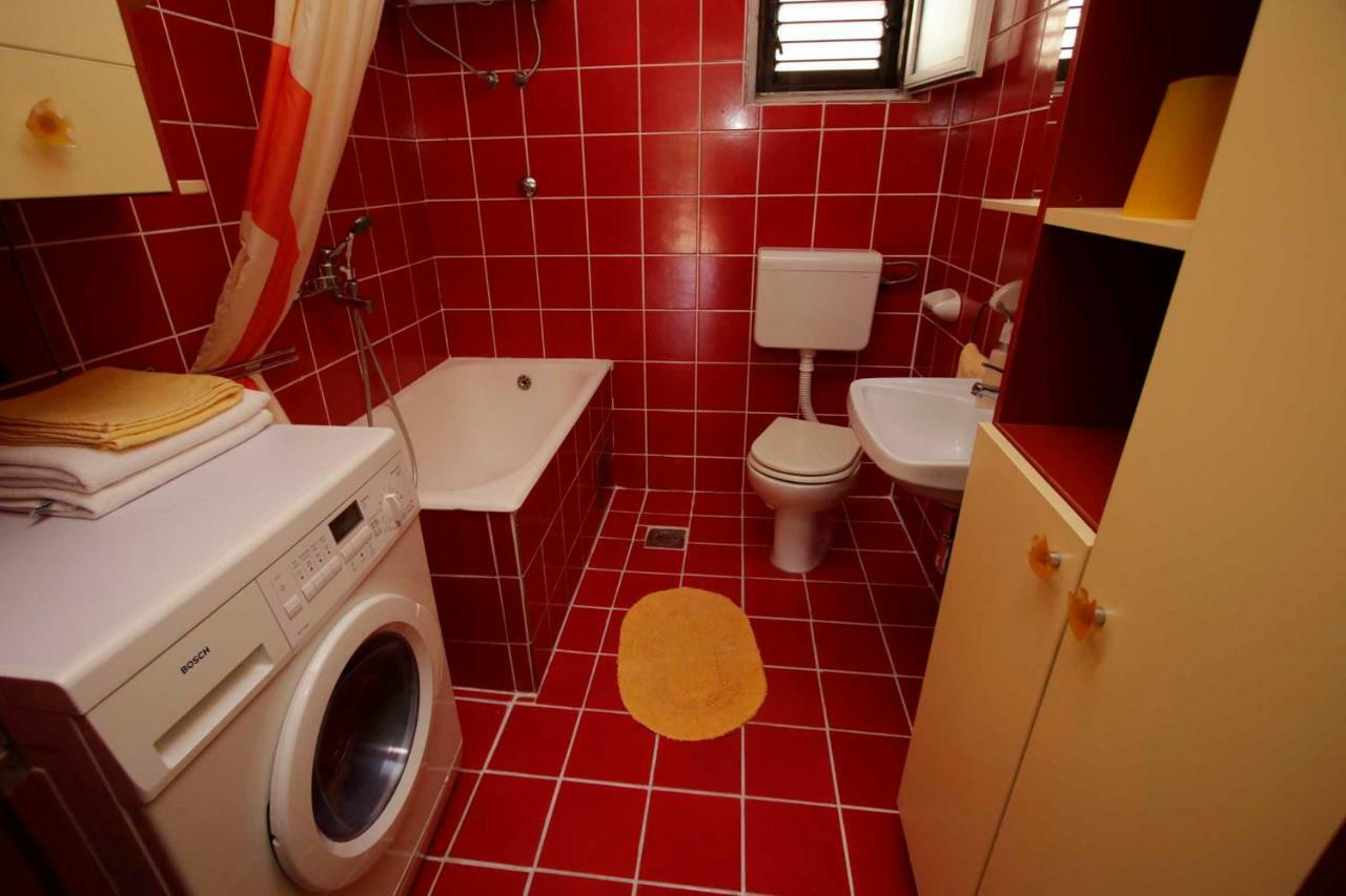 Apartments Besker Makarska Eksteriør billede
